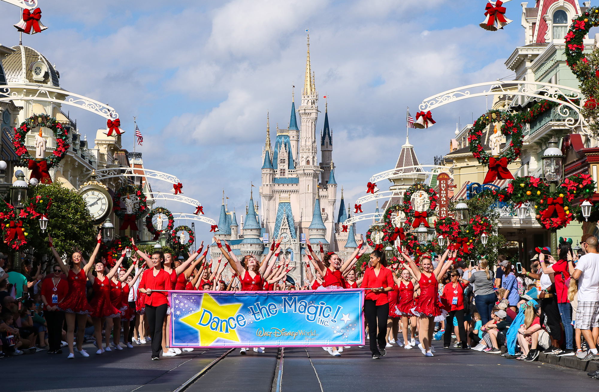 Top 7 Reasons to Book a Dance the Magic Event for Your Studio Dance